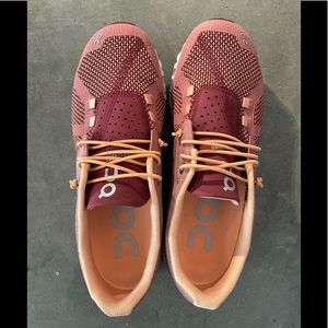 Almost brand new on cloud running shoes.